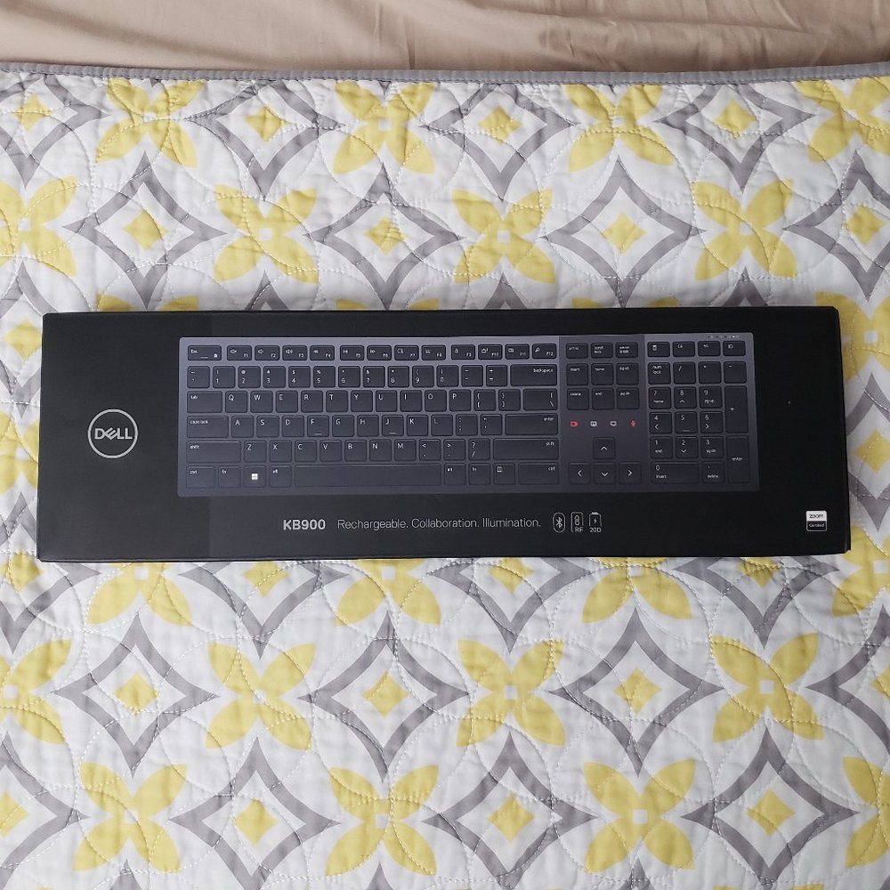 Dell KB900 Rechargeable Keyboard - BRAND NEW SEALED IN BOX